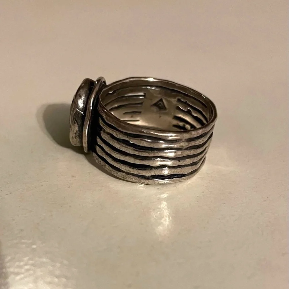 Silpada Sterling Silver & Green Glass Ring - Size 12 - Picture 3 of 5